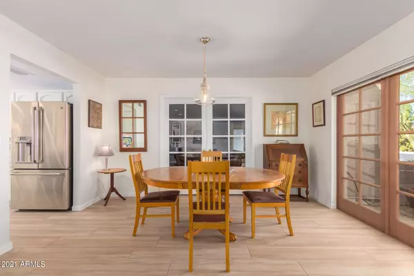 Scottsdale, AZ 85254,6011 E REDFIELD Road