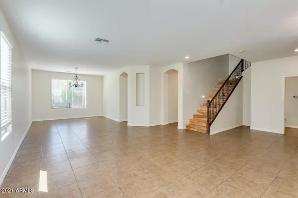 Gilbert, AZ 85298,2493 E NARROWLEAF Drive