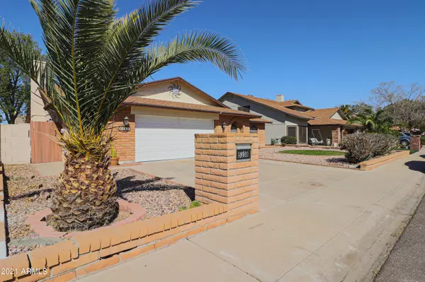 5338 W DESERT HILLS Drive, Glendale, AZ 85304