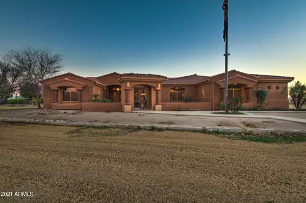 San Tan Valley, AZ 85140,911 W Lenora Way