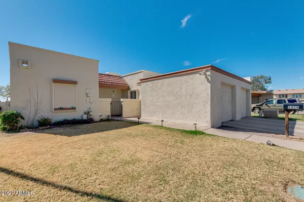 Phoenix, AZ 85029,2429 W WILLOW Avenue