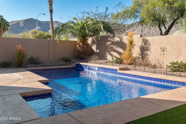 Phoenix, AZ 85048,1012 E MOUNTAIN SAGE Drive