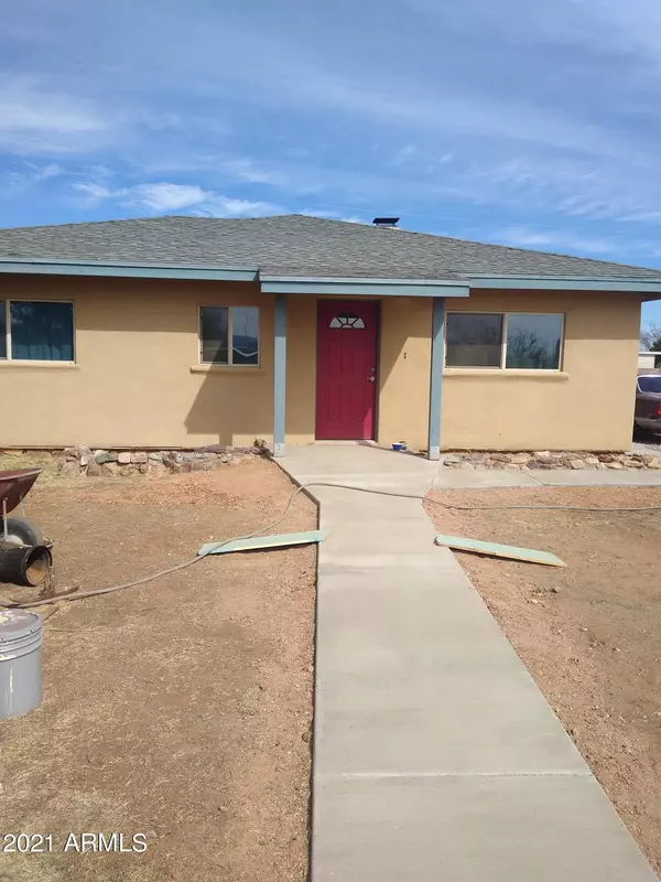 2470 N HIGHWAY 90 --, Huachuca City, AZ 85616