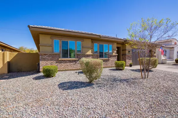 5283 S JOSHUA TREE Lane, Gilbert, AZ 85298