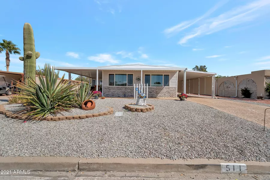 511 S PARK VIEW Circle, Mesa, AZ 85208