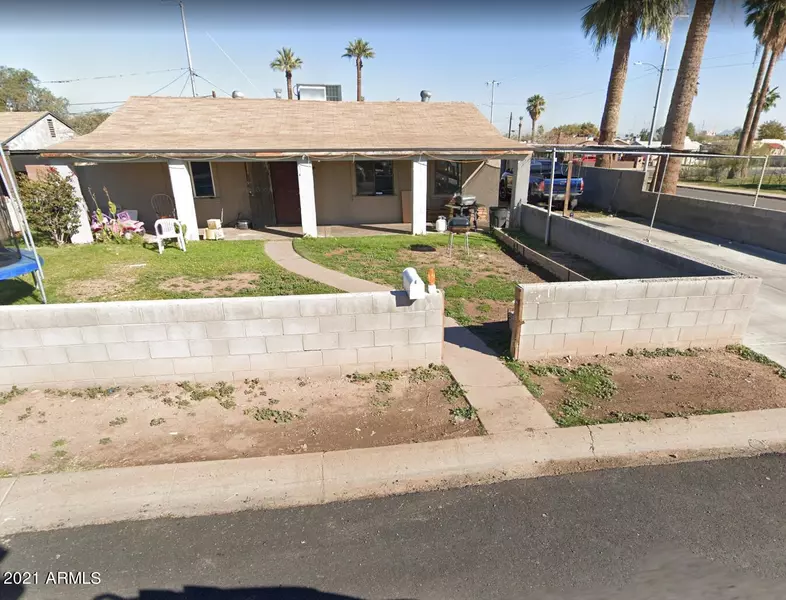 2902 W VILLA Street, Phoenix, AZ 85009