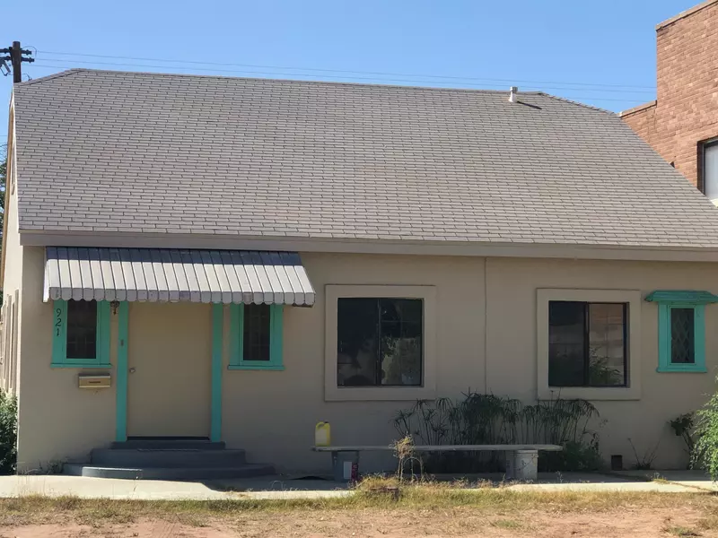 921 E 10th Street, Douglas, AZ 85607