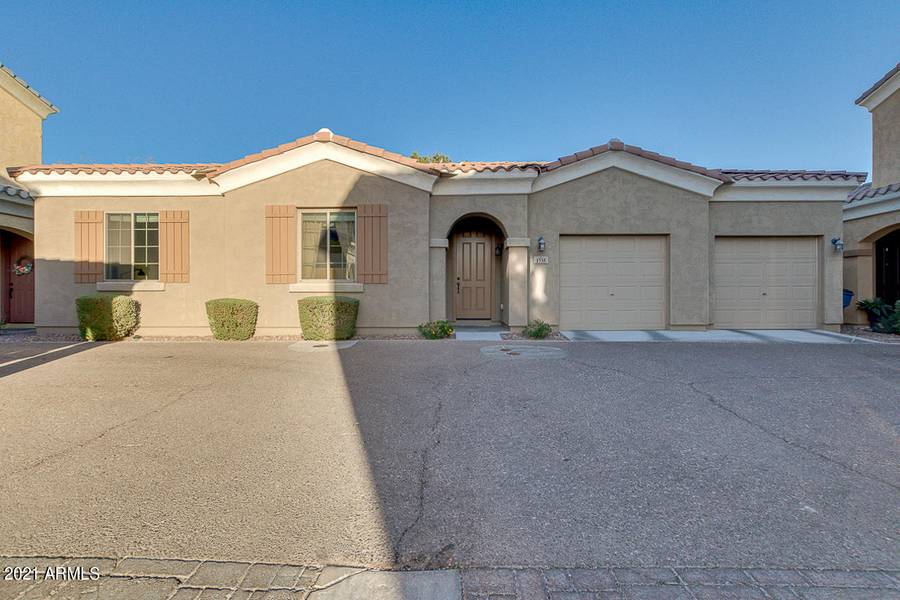 1735 S DESERT VIEW Place, Apache Junction, AZ 85120