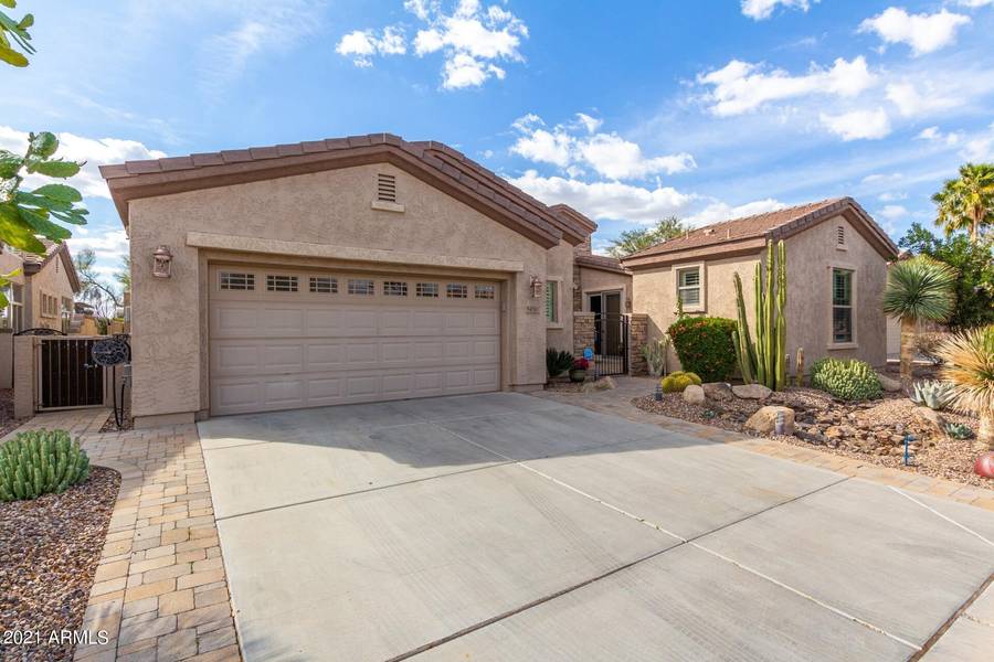 5450 S PEACHWOOD Drive, Gilbert, AZ 85298