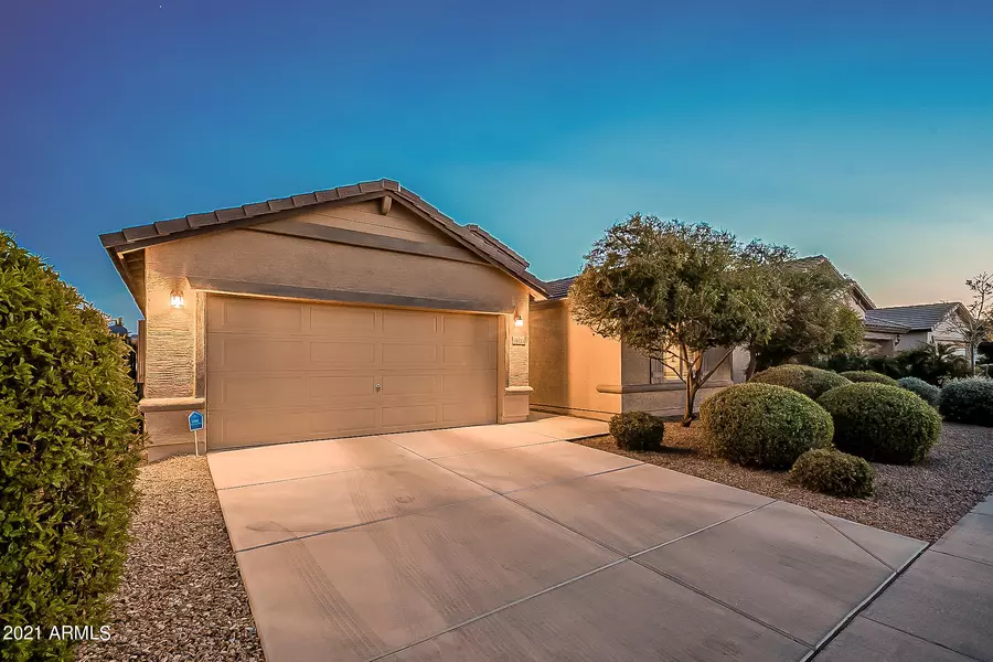 18135 W DESERT Lane, Surprise, AZ 85388