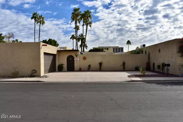 Mesa, AZ 85201,1027 N REVERE --