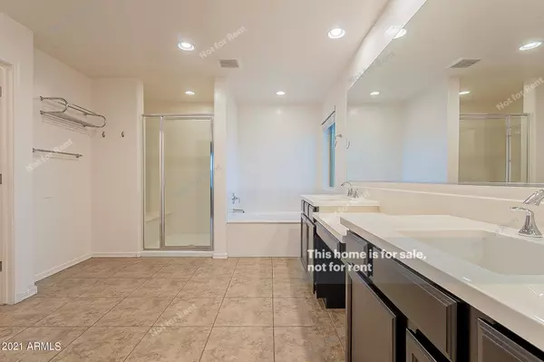 San Tan Valley, AZ 85140,182 E TOSCANA Drive