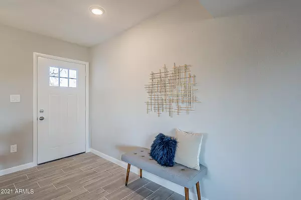 Glendale, AZ 85303,7239 W CLAREMONT Street