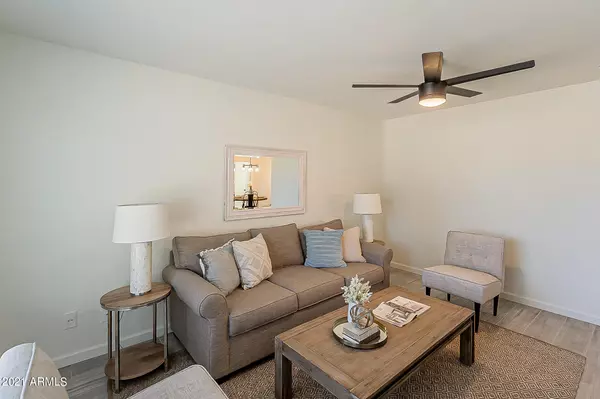 Mesa, AZ 85204,943 E 9TH Avenue
