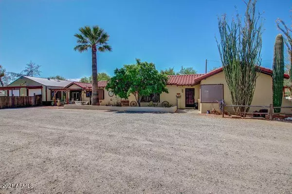 56809 S US HIGHWAY 93 Highway, Wickenburg, AZ 85390