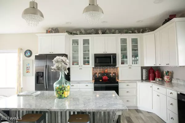 10396 E KACHINA Place, Dewey, AZ 86327