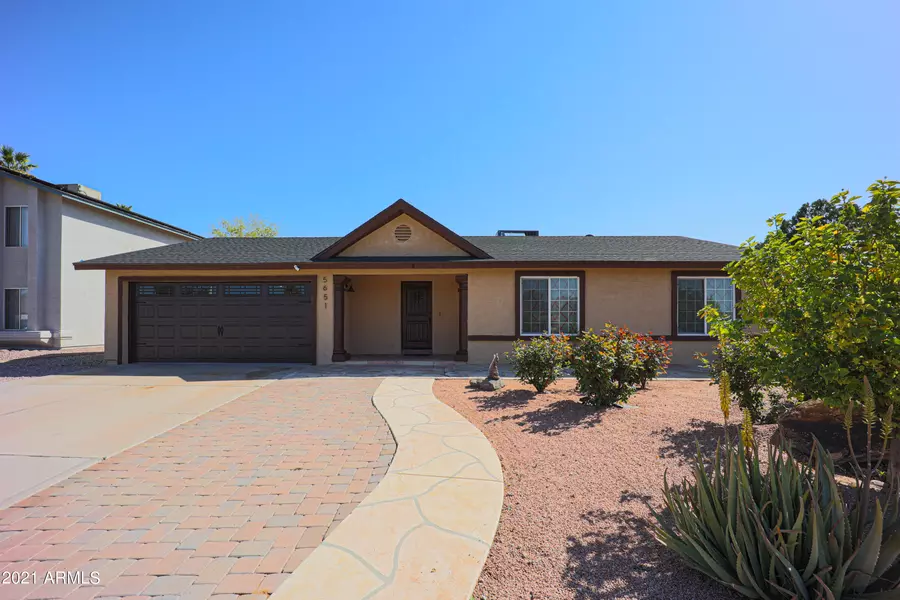 5651 W CHICAGO Street, Chandler, AZ 85226