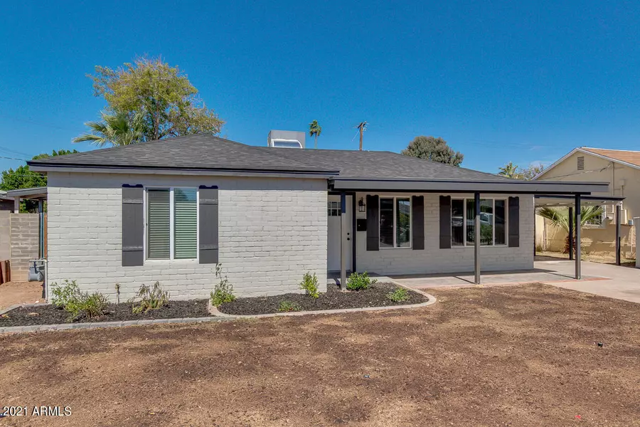 552 W 1ST Street, Mesa, AZ 85201