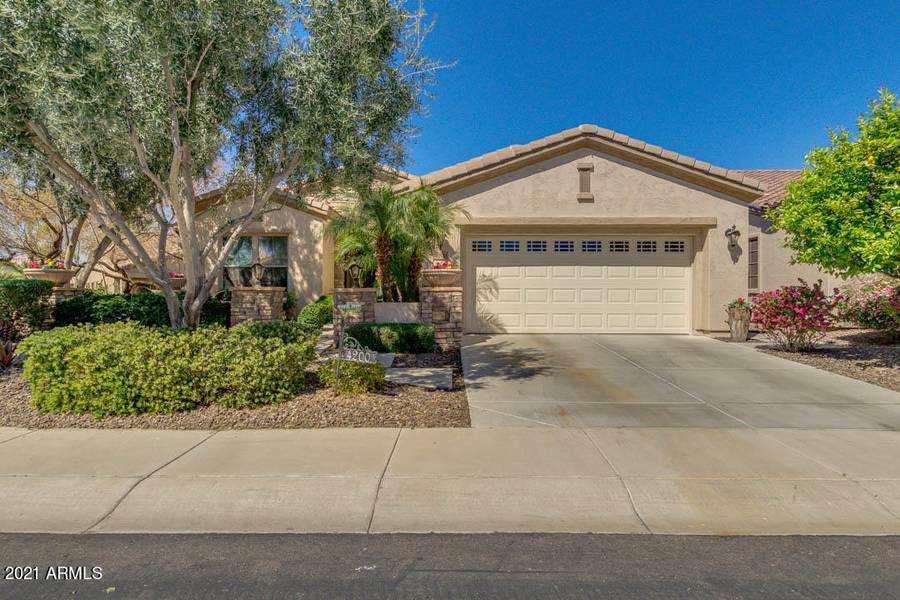 4200 E DONATO Drive, Gilbert, AZ 85298