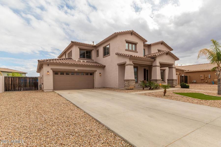 18415 W PORT ROYALE Lane, Surprise, AZ 85388