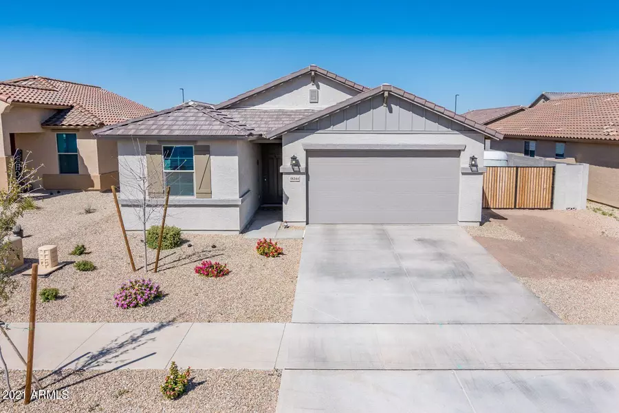 18244 W ROBIN Lane, Surprise, AZ 85387