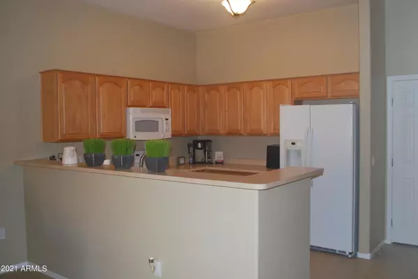 Mesa, AZ 85206,1350 S GREENFIELD Road #2215