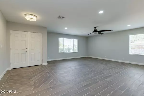 Tolleson, AZ 85353,11301 W LOWER BUCKEYE Road