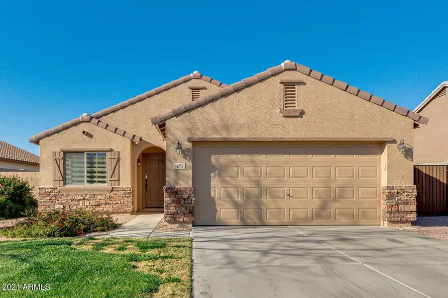 4692 E AUSTIN Lane, San Tan Valley, AZ 85140