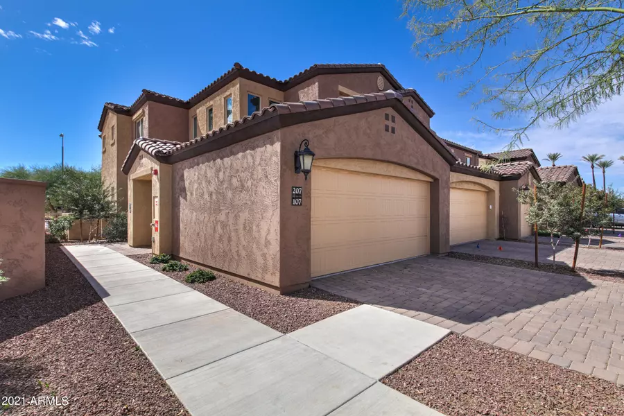 250 W QUEEN CREEK Road #107, Chandler, AZ 85248