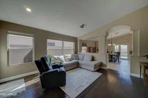 Phoenix, AZ 85044,4729 E DESERT WIND Drive