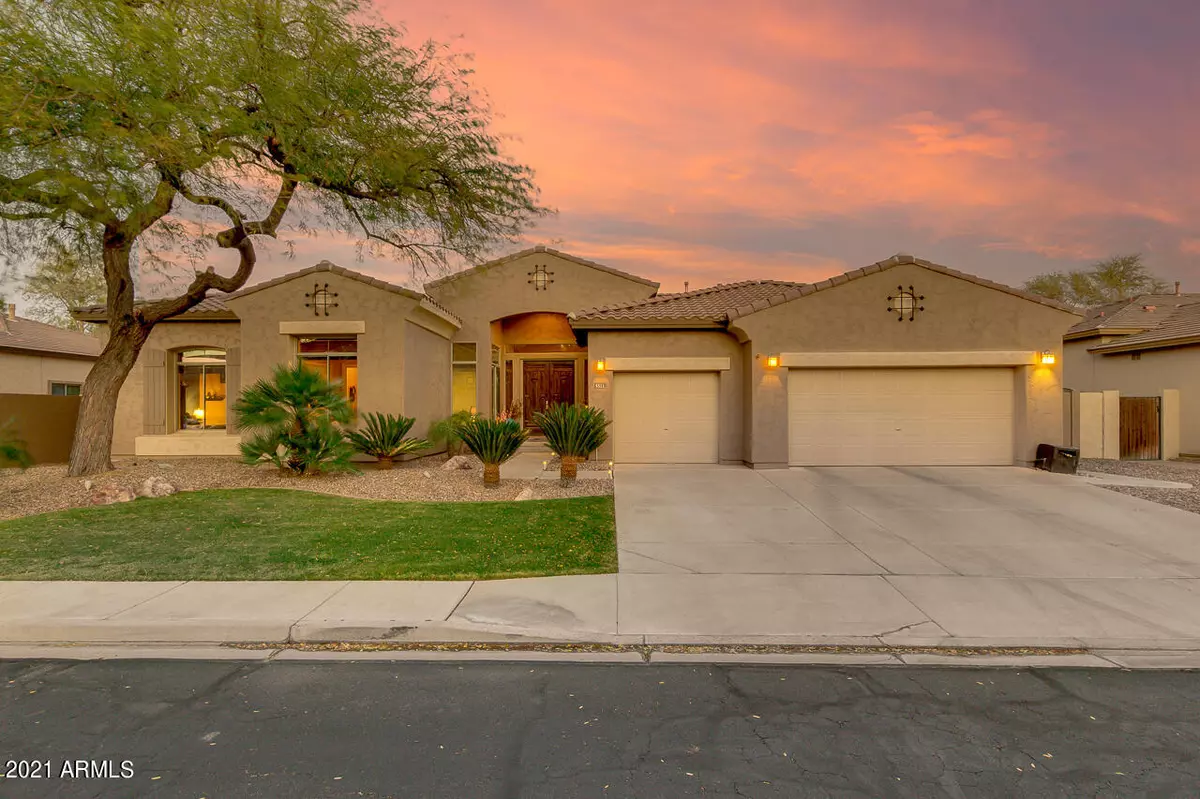 Chandler, AZ 85249,5511 S FOUR PEAKS Place