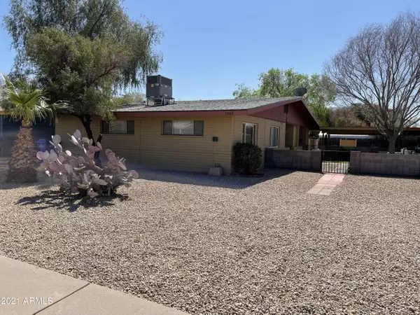 1843 E CHEERY LYNN Road,  Phoenix,  AZ 85016