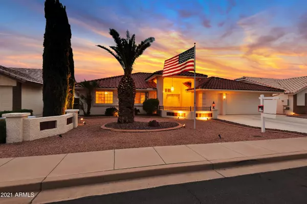 7813 E NOPAL Avenue, Mesa, AZ 85209