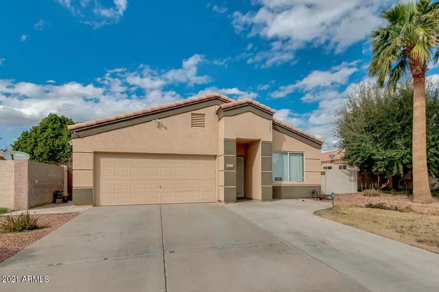 8708 W Boby Lopez Drive, Tolleson, AZ 85353