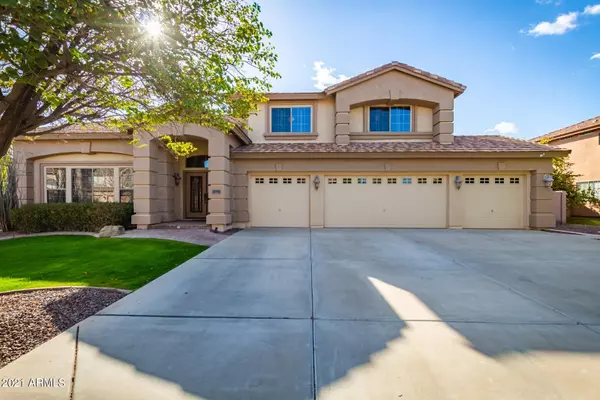 4454 S JOHN Way, Chandler, AZ 85249