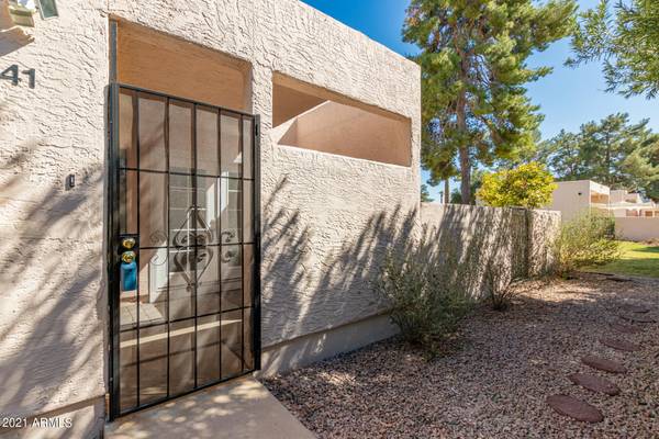 Mesa, AZ 85202,930 S DOBSON Road #41