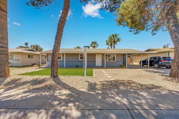 Phoenix, AZ 85051,3431 W PALMAIRE Avenue