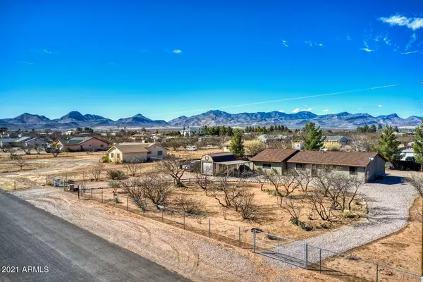 471 E Birch Street, Huachuca City, AZ 85616