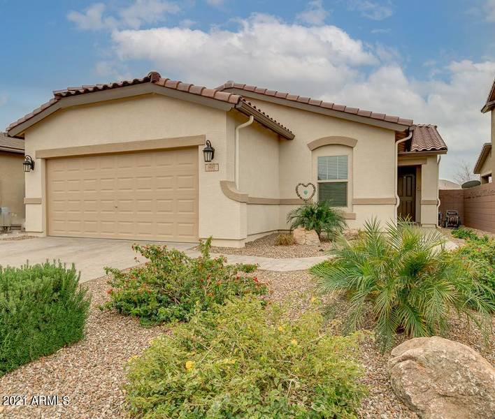 891 W WHISTLING THORN Avenue, San Tan Valley, AZ 85140