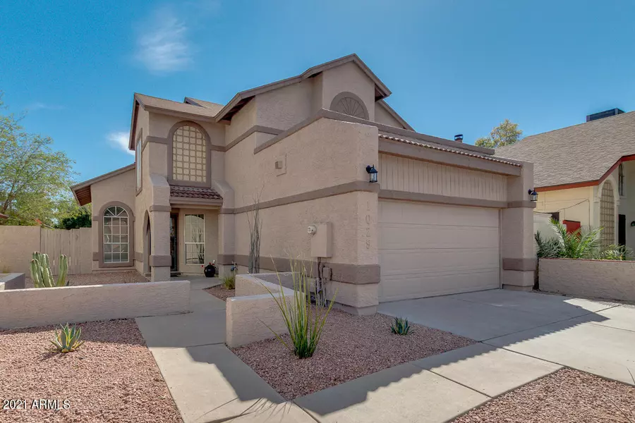 1029 W Estrella Drive, Chandler, AZ 85224