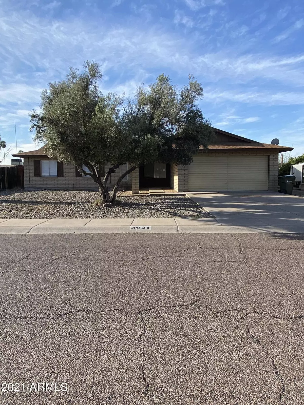 Phoenix, AZ 85051,3921 W ALICE Avenue