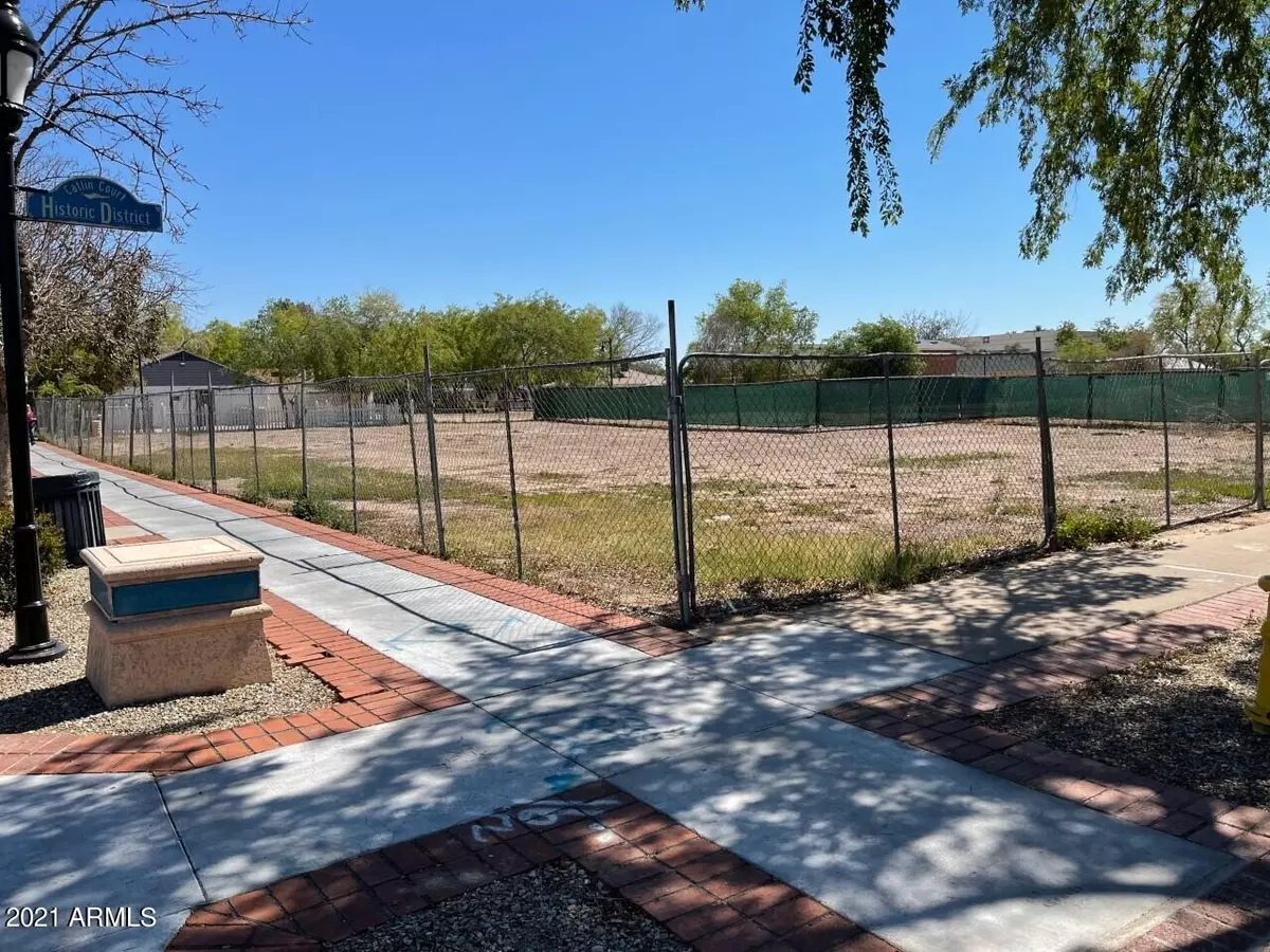 Glendale, AZ 85301,7149 N 58TH Avenue #14