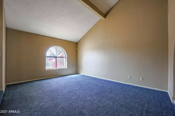 Glendale, AZ 85303,7446 W READE Avenue