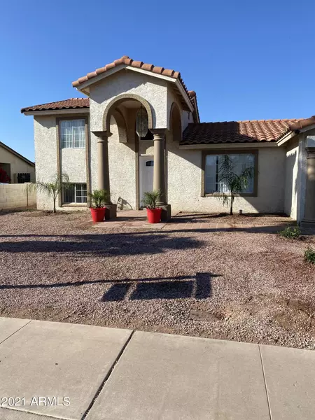 4536 E LYNNE Lane, Phoenix, AZ 85042