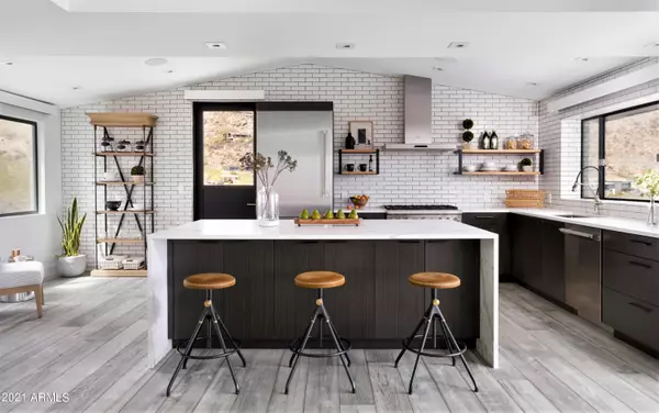 Paradise Valley, AZ 85253,5939 E HUMMINGBIRD Lane