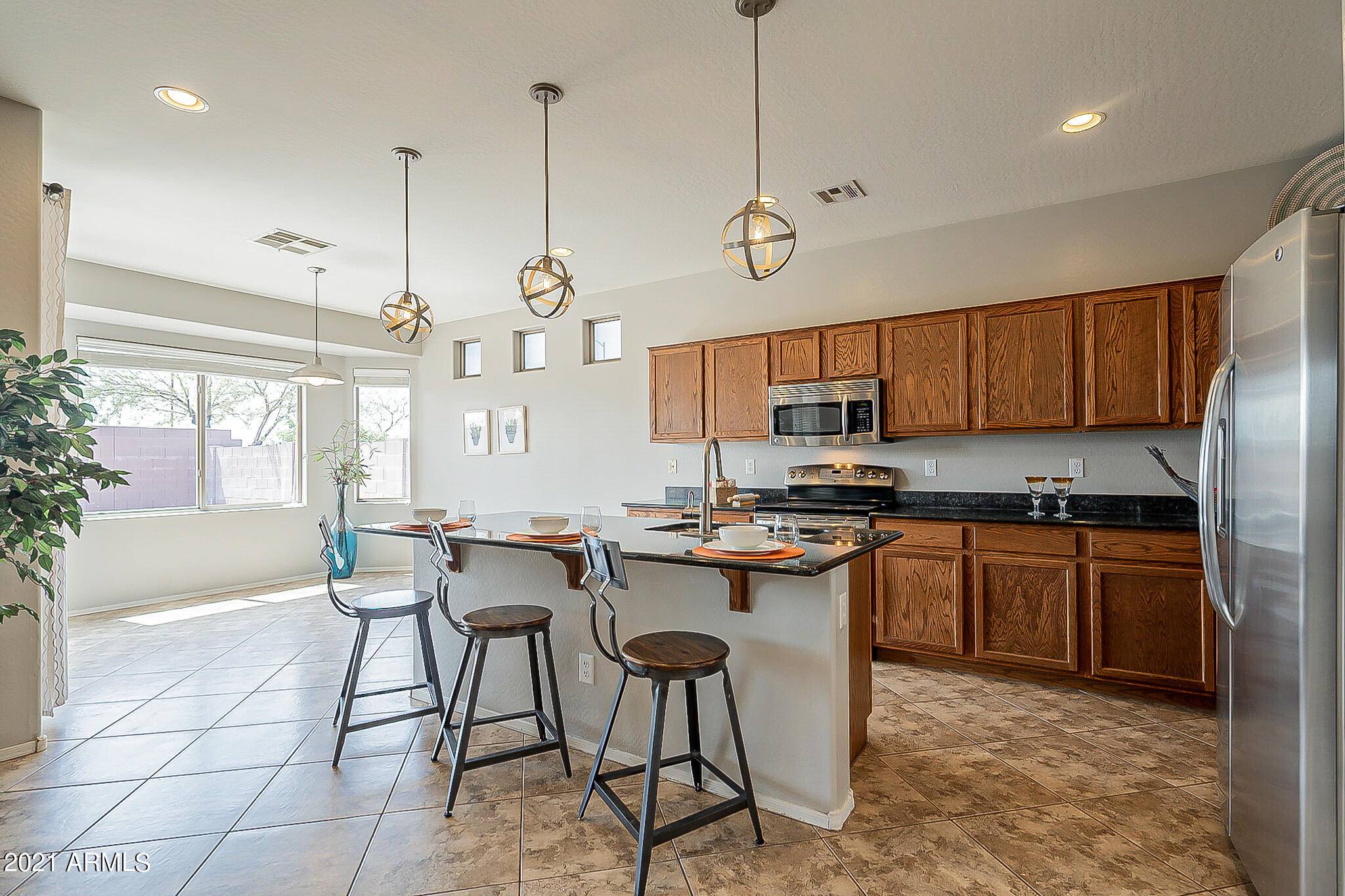 2235 W Spur Drive, Phoenix, AZ 85085