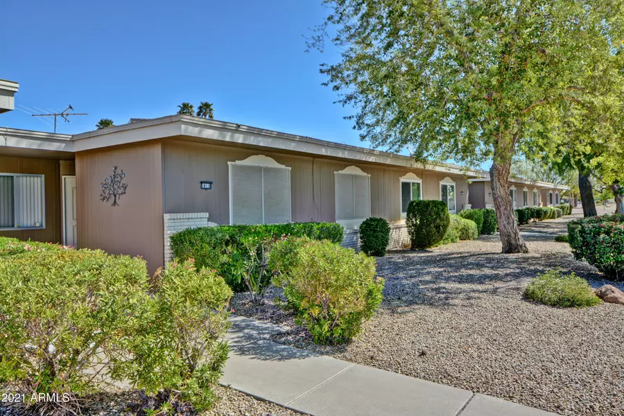 10118 W HUTTON Drive, Sun City, AZ 85351