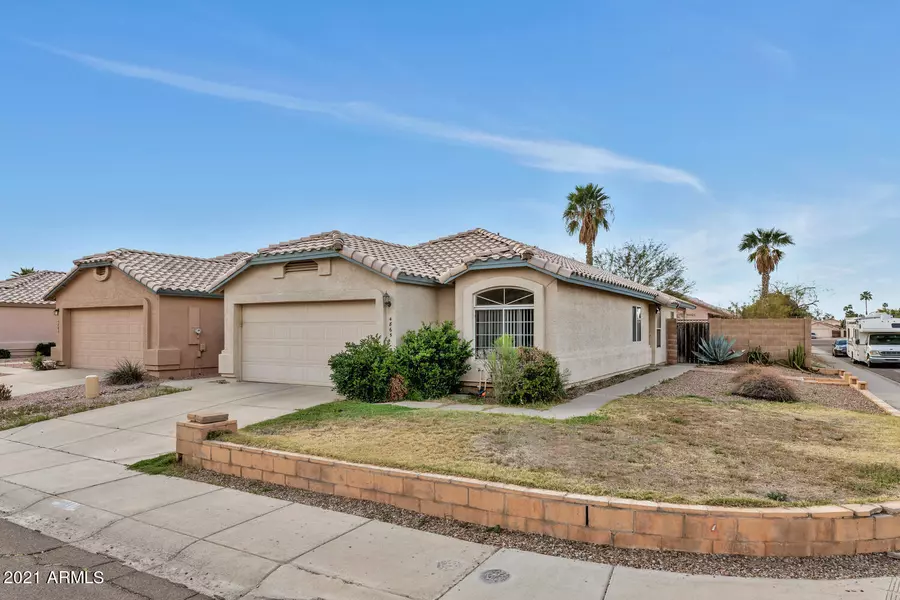 4865 W KRISTAL Way, Glendale, AZ 85308