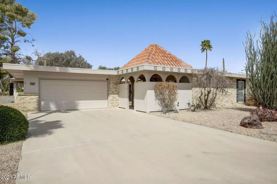 10906 W MIMOSA Drive, Sun City, AZ 85373