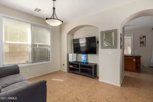 Phoenix, AZ 85040,5214 S 23RD Way